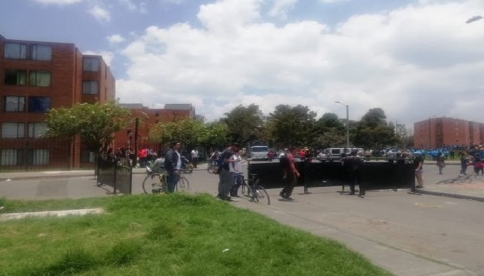 Concejal Xinia Navarro rechaza el uso de la fuerza por parte del ESMAD en Ciudadela Colsubsidio