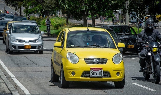 A partir de este lunes 10 de mayo regresa el Pico y Placa para taxis y vehículos particulares en Bogotá