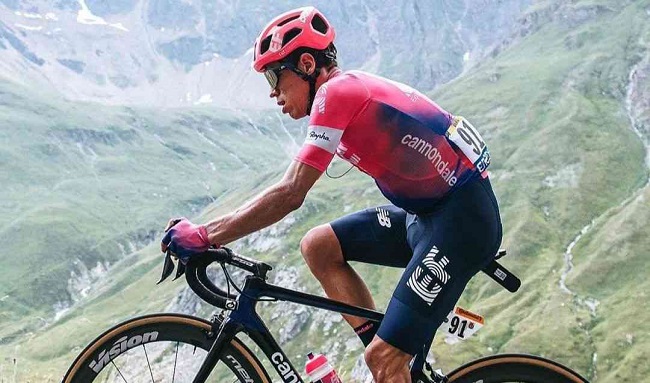 Rigoberto Urán gana la segunda crono, Richard Carapaz conserva el amarillo en el Vuelta a Suiza