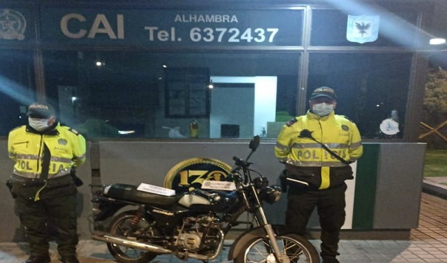 En Suba, Policía de la localidad logra recuperación de moto robada